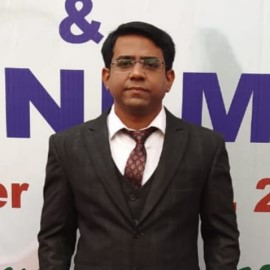 Dr. Naveen Khbchandani