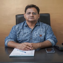 Dr. Yashin Khan 