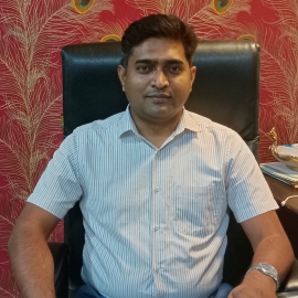 DR. YOGESH BARAPATRE